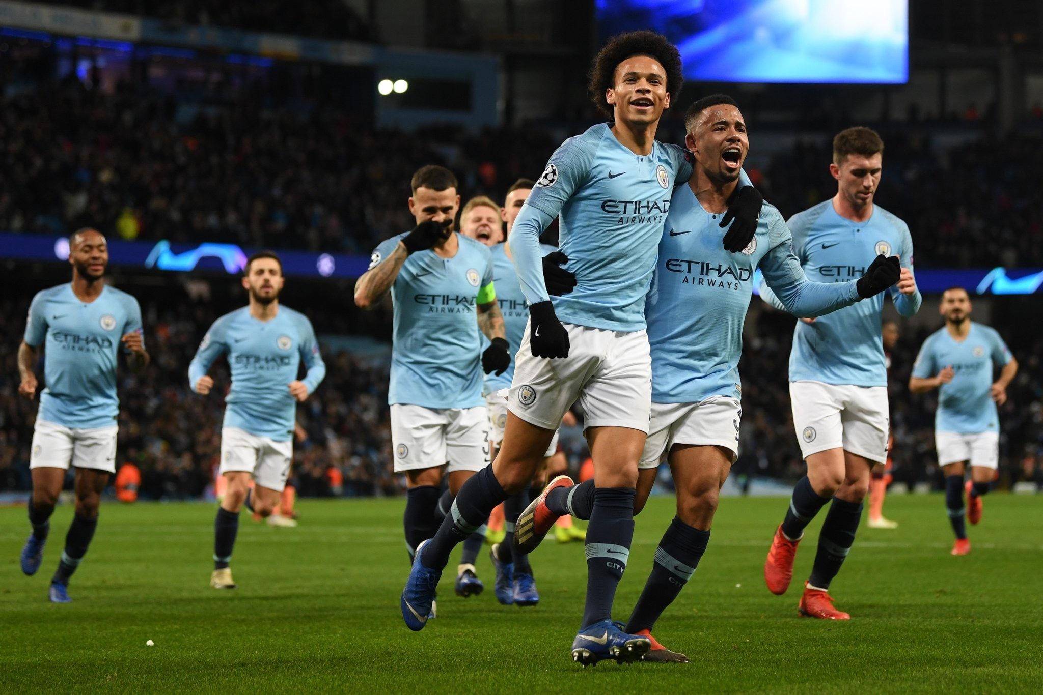 隊內支持 隊內支持